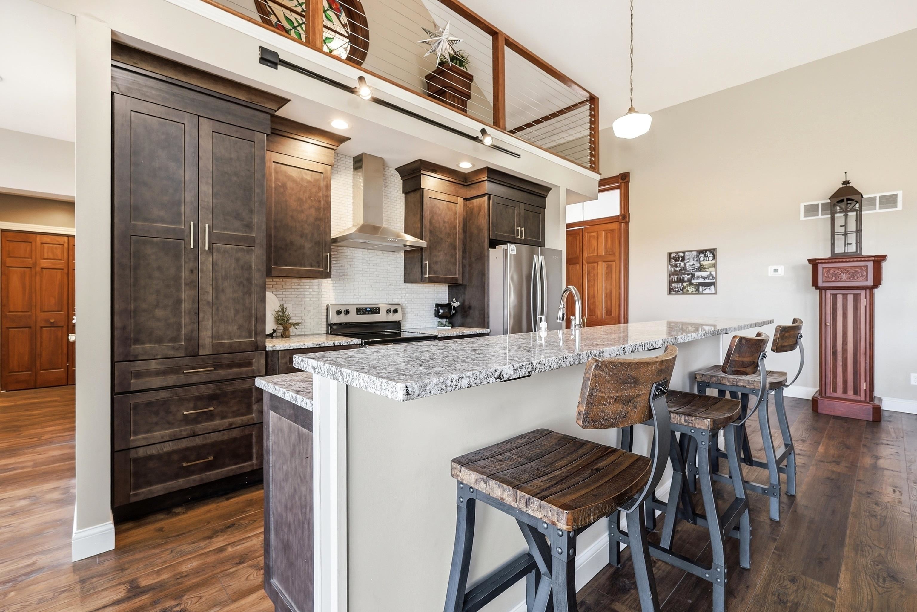 6603 West Council Hill Road Scales Mound, IL 61075 - Photo 11 of 49 a kitchen that has a table and chairs in it
