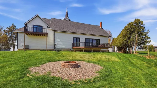 $589,900 | 6603 West Council Hill Road, Scales Mound, IL 61075