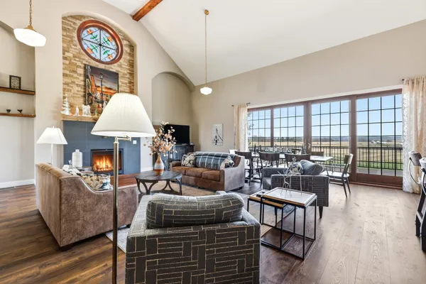 $589,900 | 6603 West Council Hill Road, Scales Mound, IL 61075
