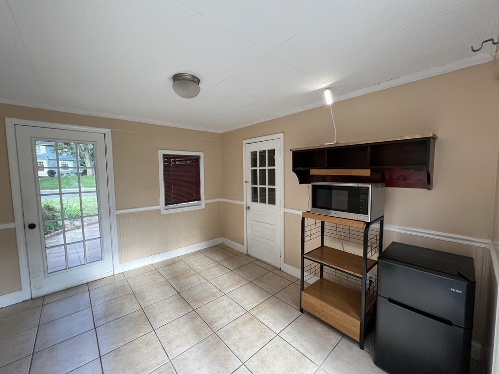 162 Chalmers Street Springfield, MA 01118 - Photo 11 of 12