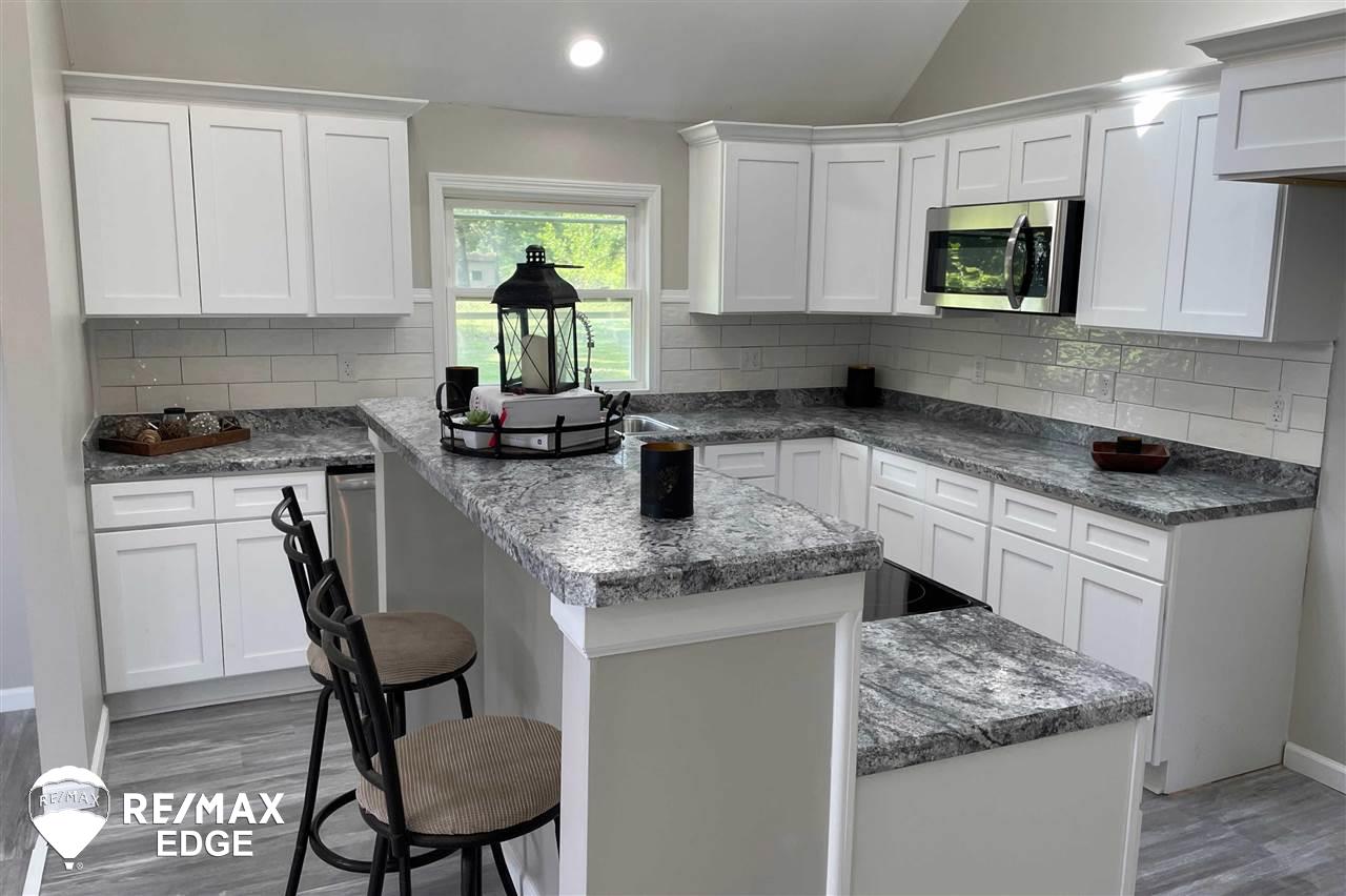 9498 Hubbard Road Davison, MI 48423 - Photo 15 of 63 50045325-14.JPG