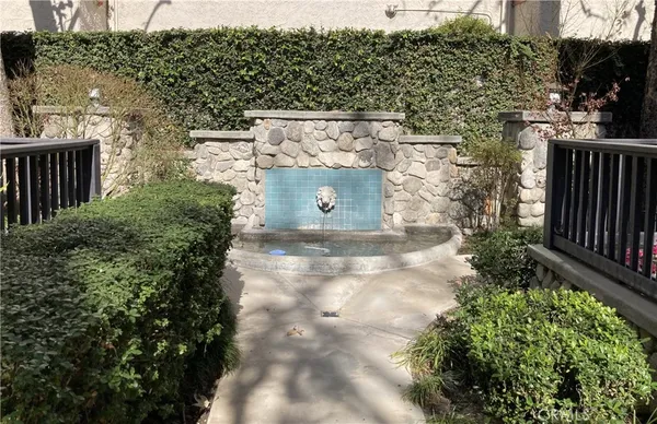 $1,120,000 | 2447 Oneida Street, Unit 2, Pasadena, CA 91107