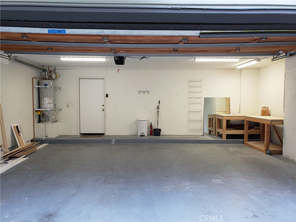 2447 Oneida Street, Unit 2 Pasadena, CA 91107 - Photo 52 of 56 Interior of oversized garage