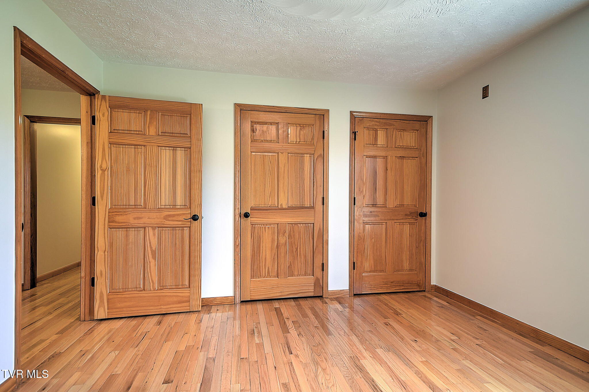 18137 Old Jonesboro Road Bristol, VA 24202 - Photo 52 of 90 44-web-or-mls-18137 Old Joboro GUnit-44