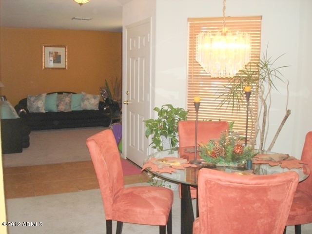 7132 West Zak Road Phoenix, AZ 85043 - Photo 5 of 14 Formal Dining opens to living room