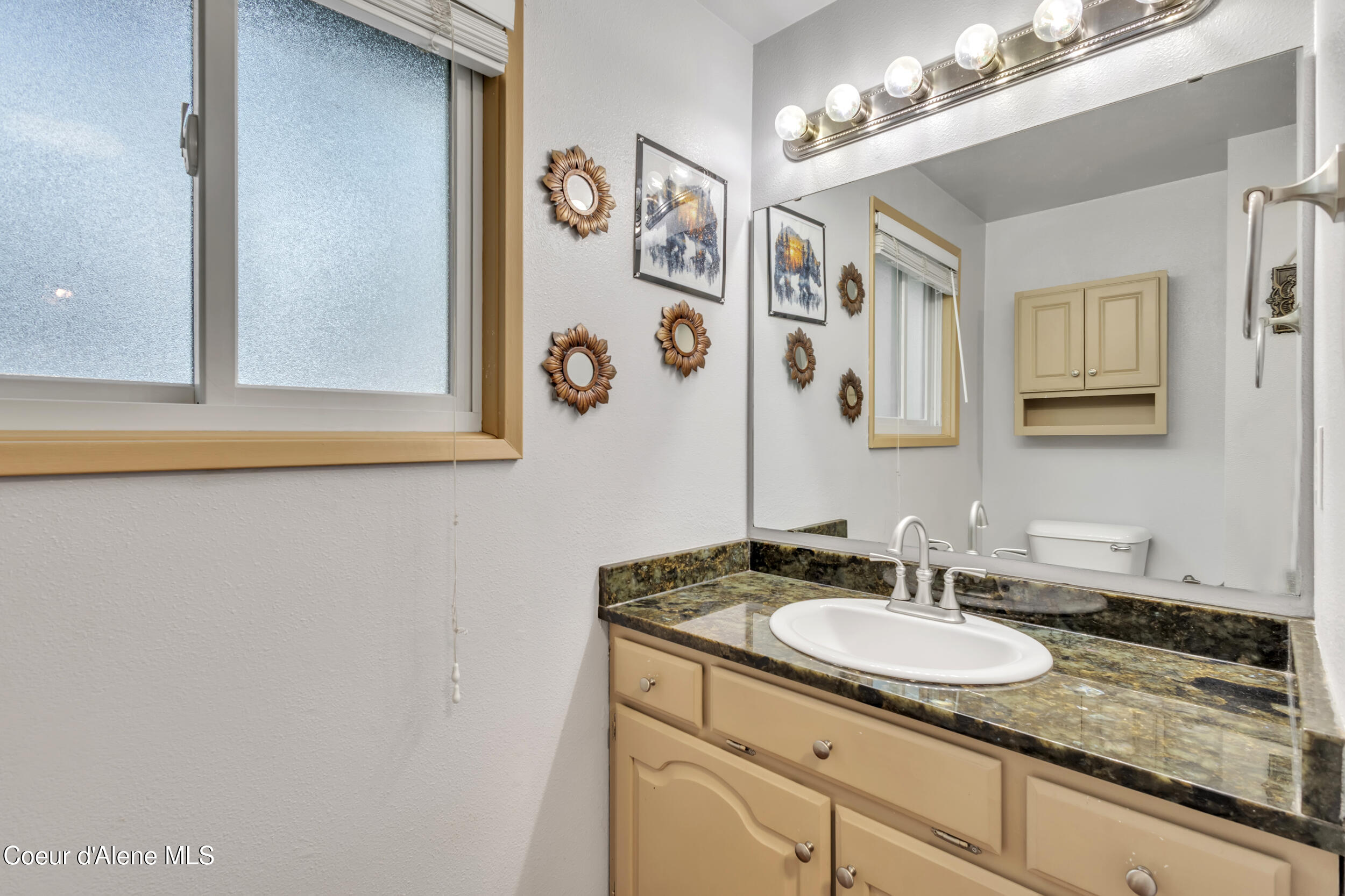 222 South Ross Point Road Post Falls, ID 83854 - Photo 27 of 47 27. Guest Bath