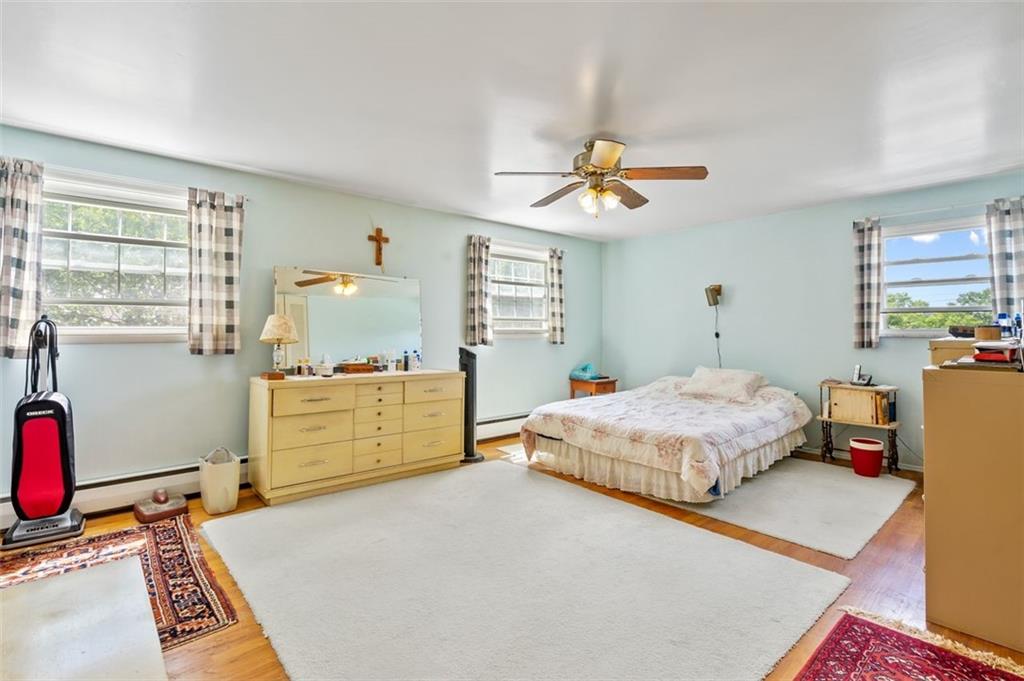 184 Parkedge Road Pittsburgh, PA 15220 - Photo 12 of 25 Gallery Image 12