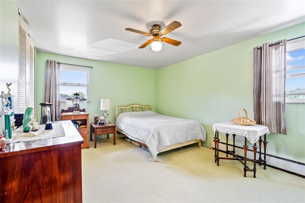 184 Parkedge Road Pittsburgh, PA 15220 - Photo 15 of 25 Gallery Image 15