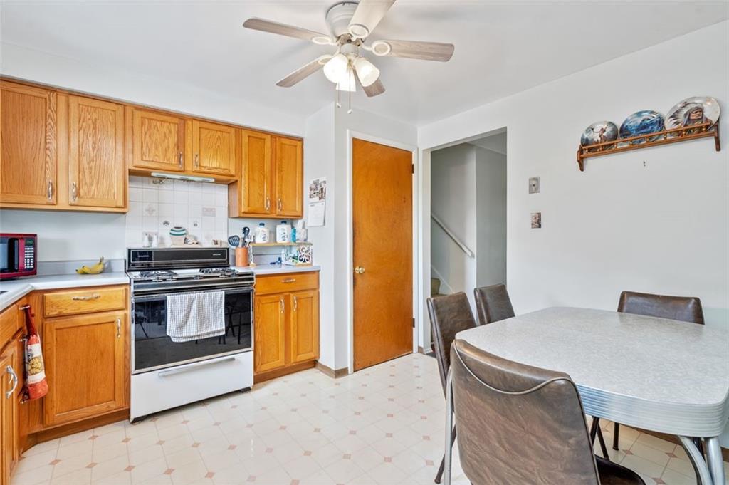 184 Parkedge Road Pittsburgh, PA 15220 - Photo 7 of 25 Gallery Image 7