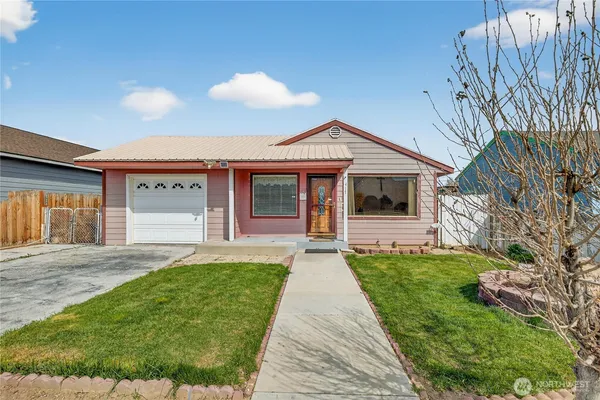 $280,000 | 417 H Street Southeast, Quincy, WA 98848