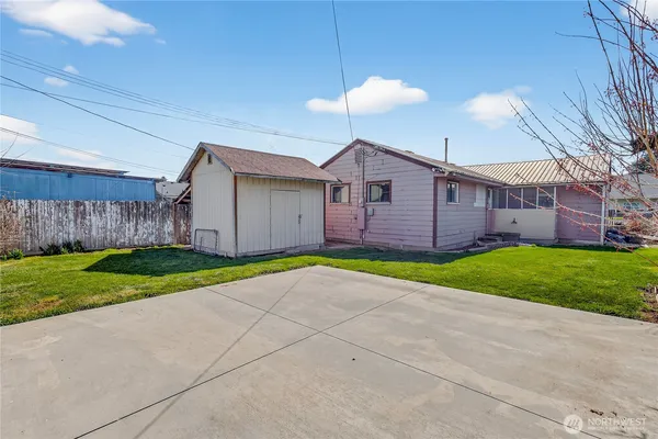 $280,000 | 417 H Street Southeast, Quincy, WA 98848
