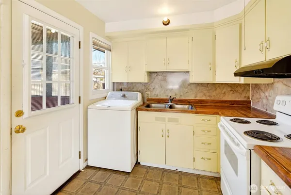 $280,000 | 417 H Street Southeast, Quincy, WA 98848