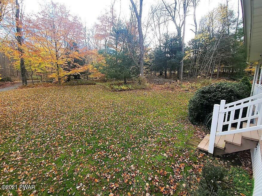 241 Edgefield Road Lake Ariel, PA 18436 - Photo 8 of 38 Side Yard