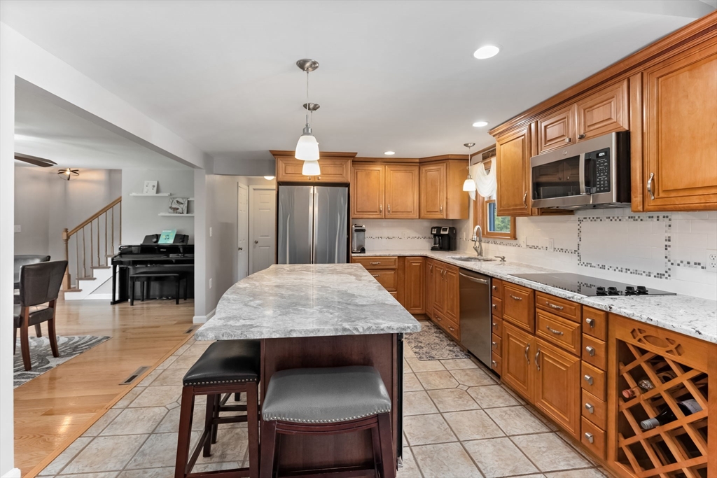 30 Peters Road Swansea, MA 02777 - Photo 21 of 41
