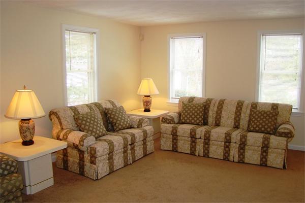 8 Roosevelt Road Wakefield, MA 01880 - Photo 12 of 30 Gallery Image 12