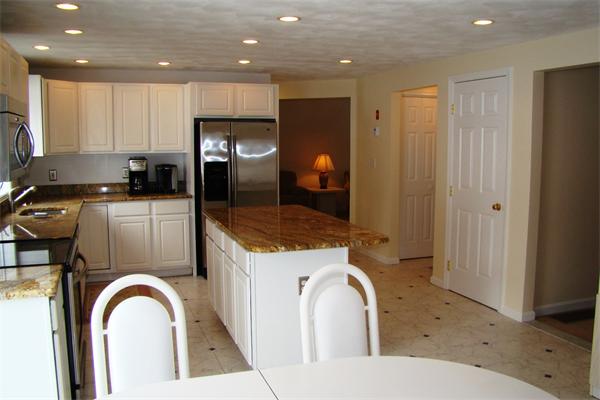 8 Roosevelt Road Wakefield, MA 01880 - Photo 5 of 30 Gallery Image 5