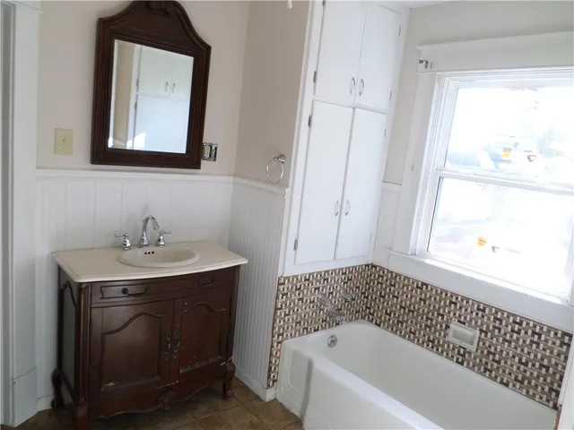 $216,500 | 1020 Santa Fe Street, Atchison, KS 66002