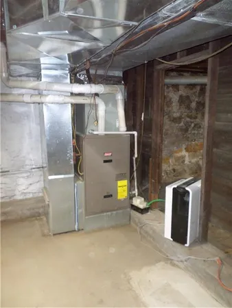 $194,900 | 1020 Santa Fe Street, Atchison, KS 66002