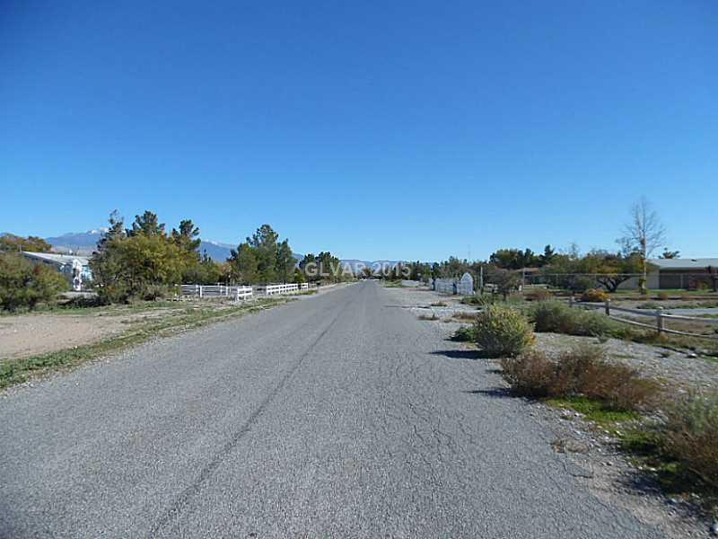1081 East Brian Road Pahrump, NV 89048 - Photo 4 of 21 Property Photo.