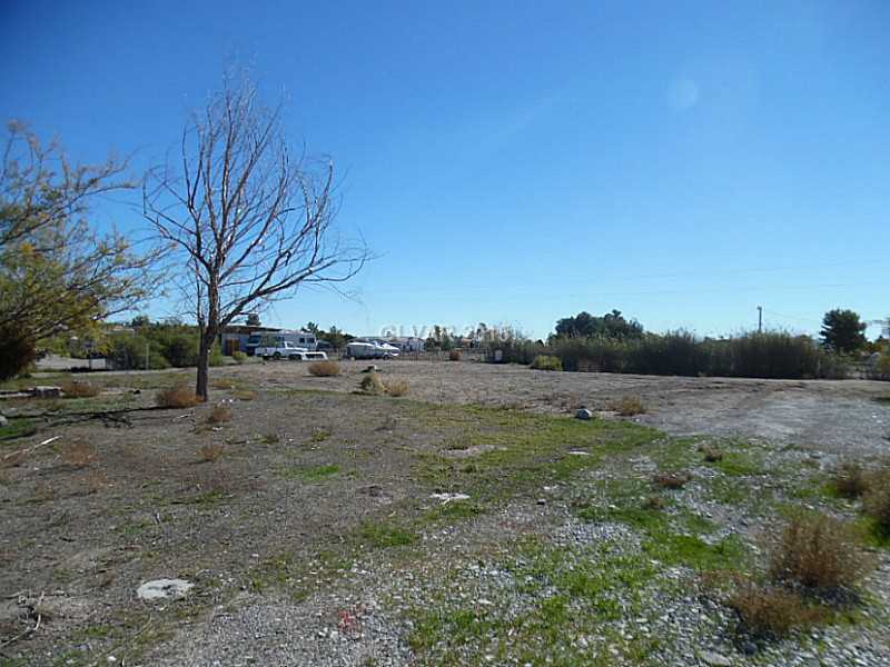 1081 East Brian Road Pahrump, NV 89048 - Photo 5 of 21 Property Photo.