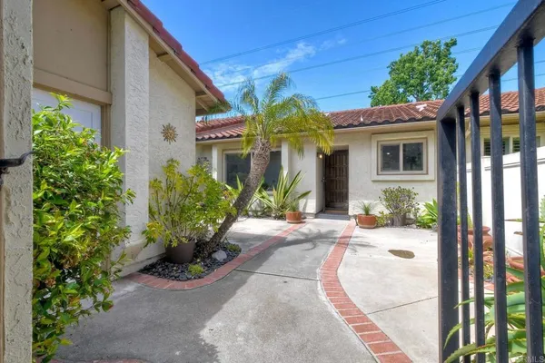$799,000 | 1973 Fairlee Drive, Encinitas, CA 92024