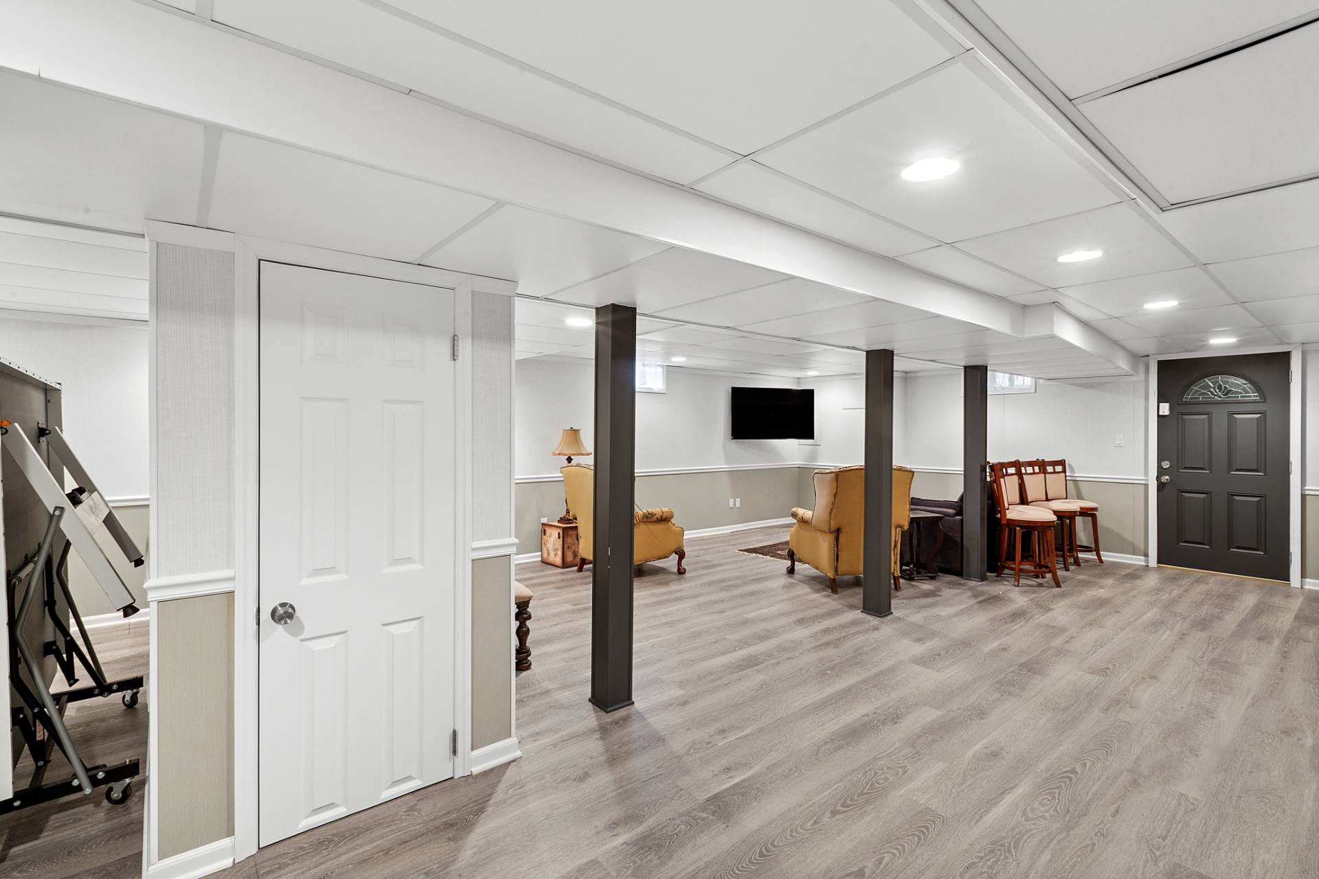 60 Cedar Drive East Hampton, NY 11937 - Photo 11 of 11 a view of a room with gym equipment