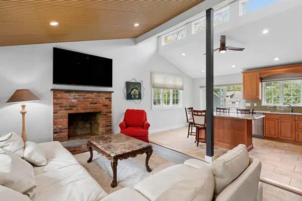 $25,000 | 60 Cedar Drive, East Hampton, NY 11937