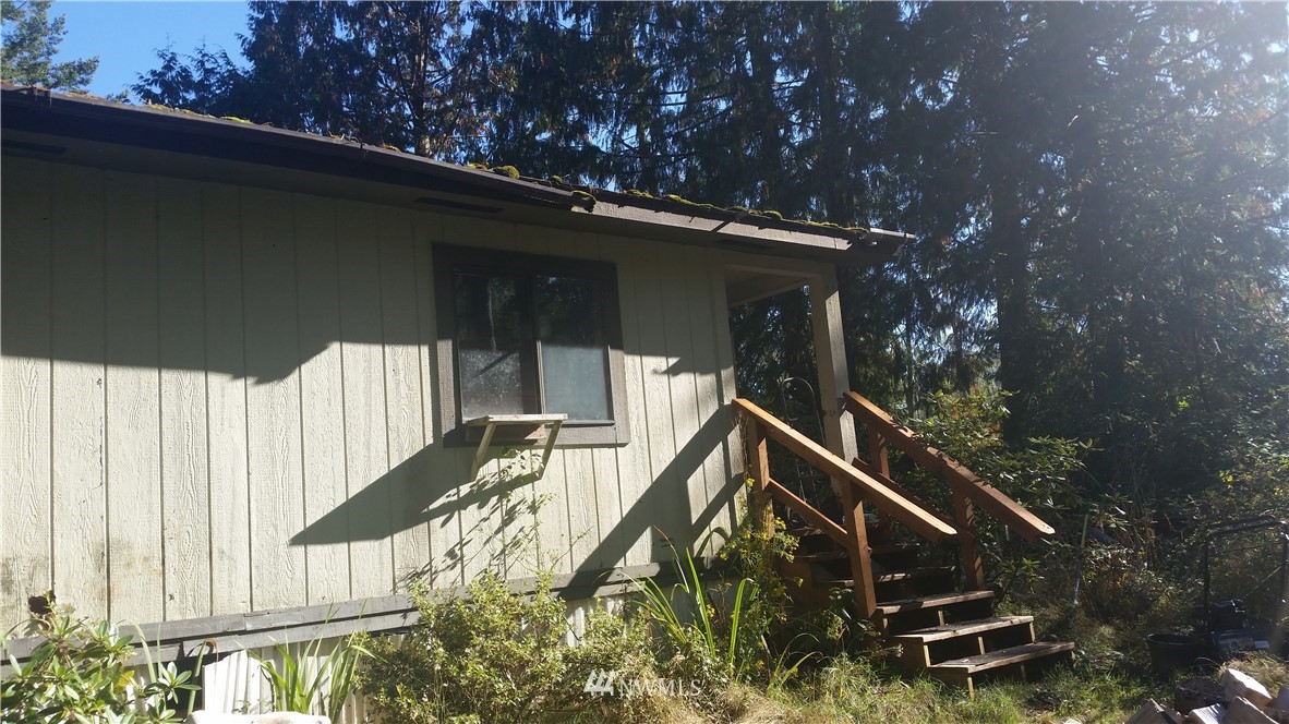 940 East Jared Road Shelton, WA 98584 - Photo 2 of 9 Gallery Image 2