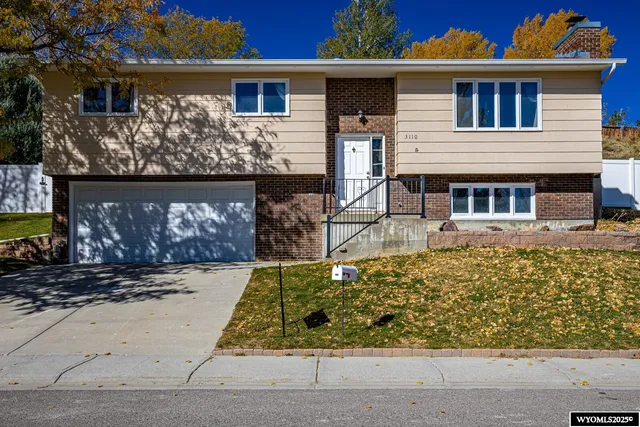 $356,000 | 3110 Ridgecrest Drive, Casper, WY 82604