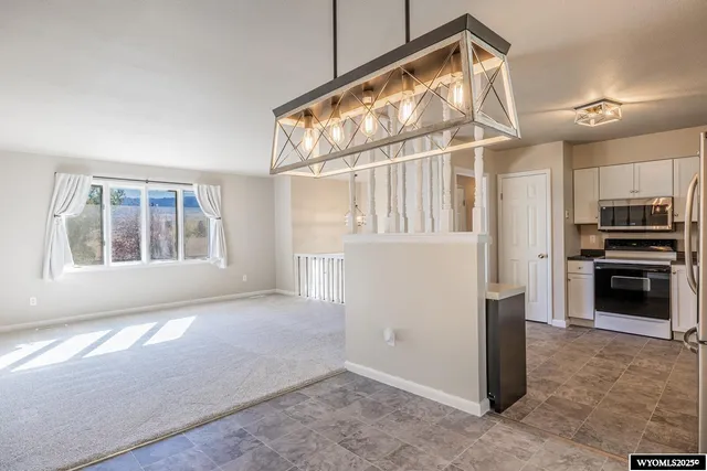 $356,000 | 3110 Ridgecrest Drive, Casper, WY 82604