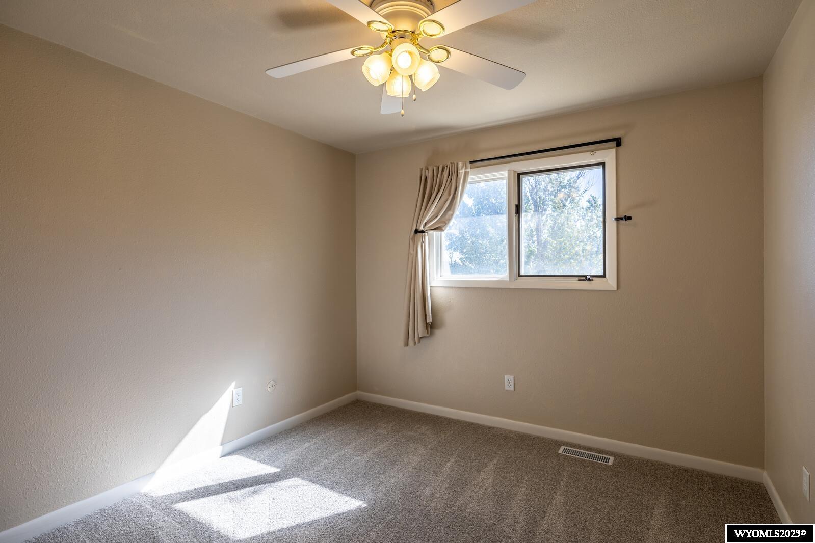 3110 Ridgecrest Drive Casper, WY 82604 - Photo 27 of 40