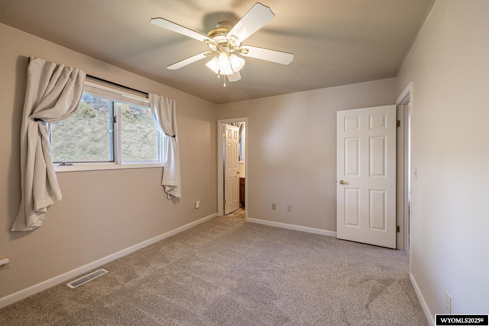 3110 Ridgecrest Drive Casper, WY 82604 - Photo 30 of 40