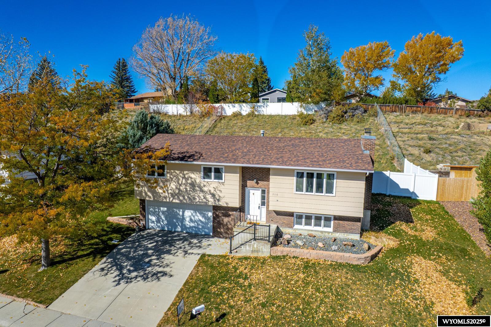 3110 Ridgecrest Drive Casper, WY 82604 - Photo 6 of 40