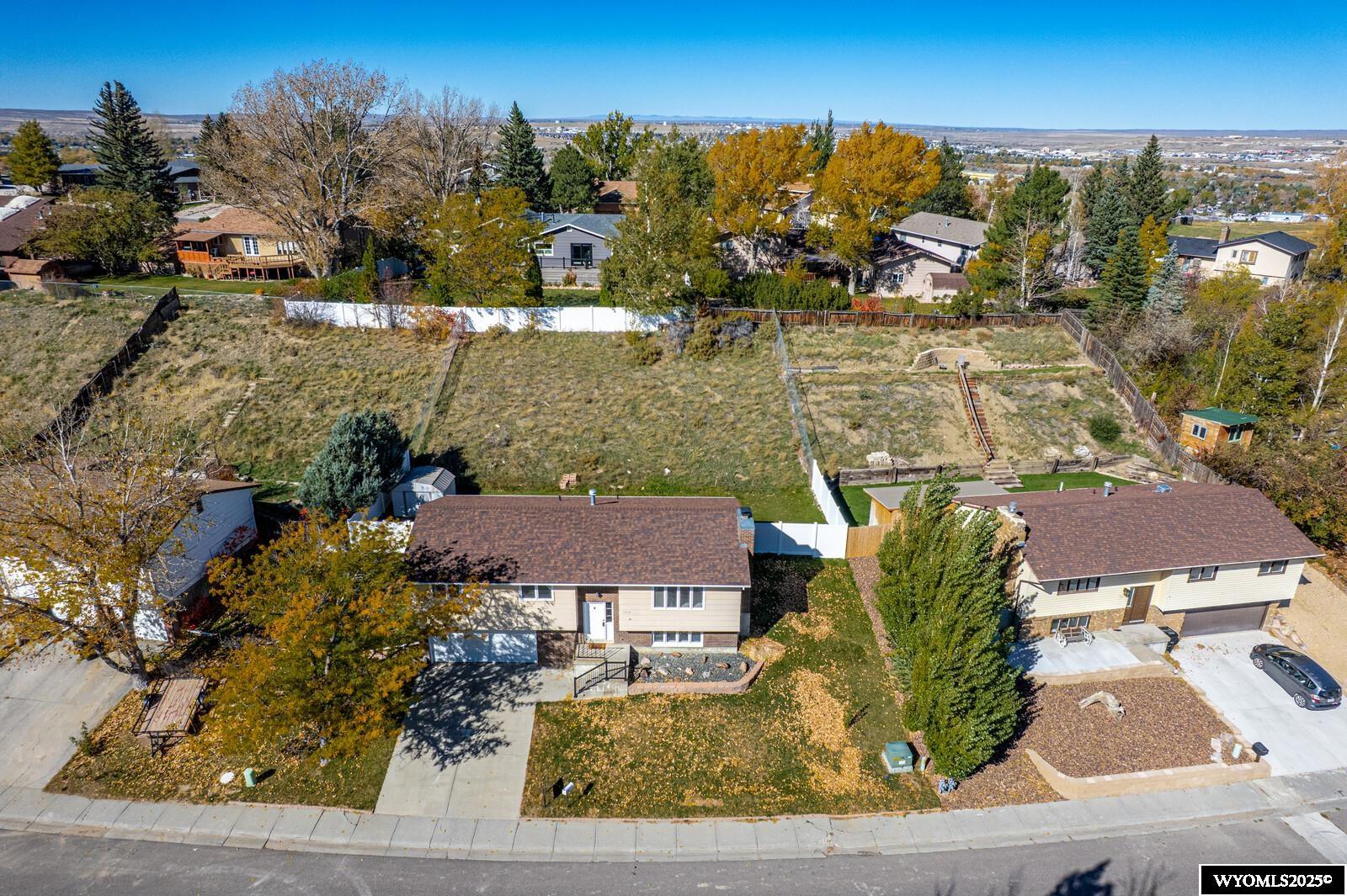 3110 Ridgecrest Drive Casper, WY 82604 - Photo 8 of 40