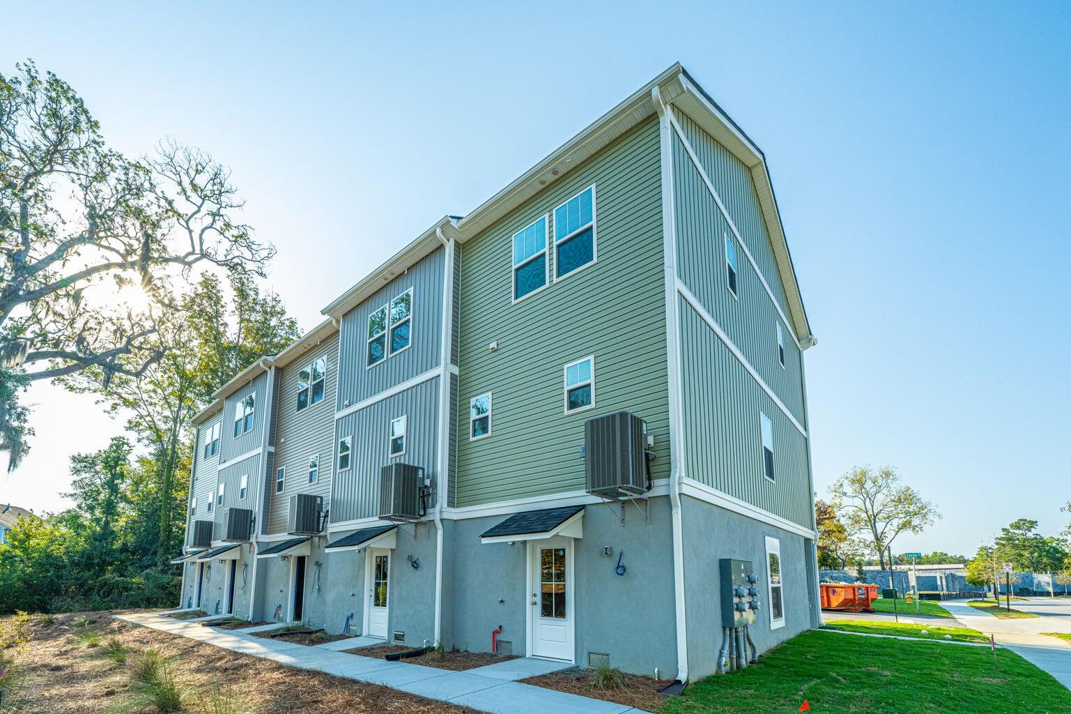404 Gravy Train Street Charleston, SC 29414 - Photo 2 of 27 Bermuda Pointe Towns