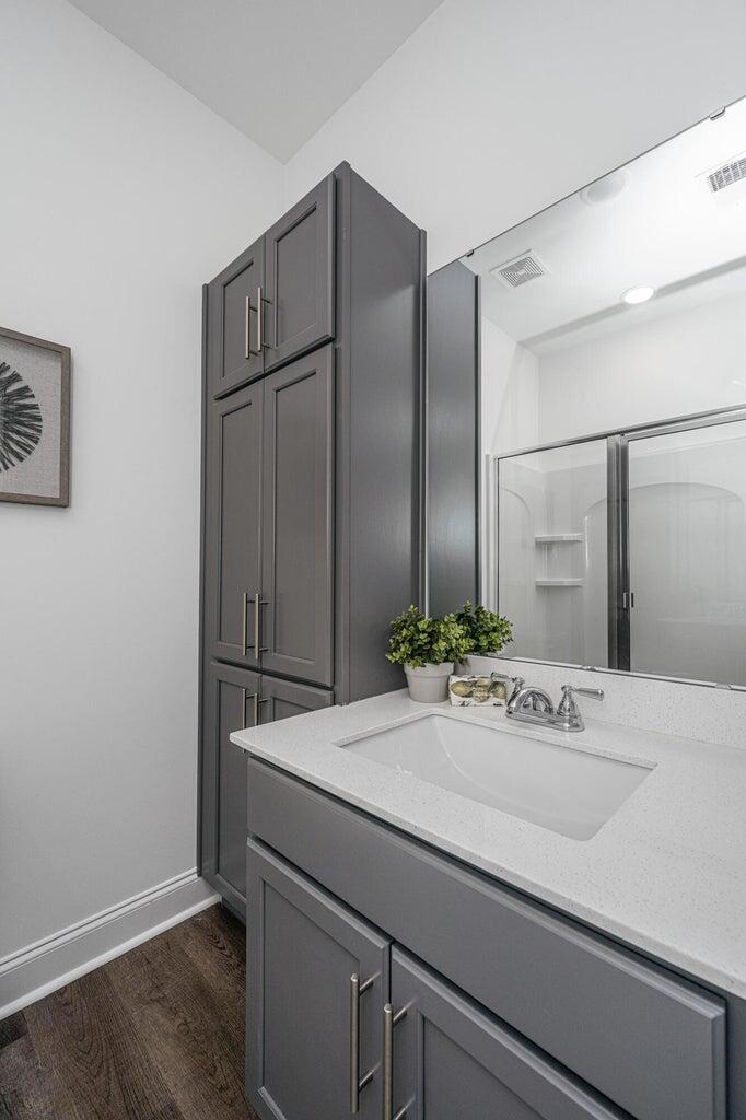 404 Gravy Train Street Charleston, SC 29414 - Photo 19 of 27 Primary Bath