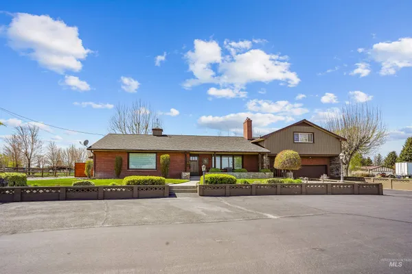 $575,000 | 3224 Overland Avenue, Burley, ID 83318