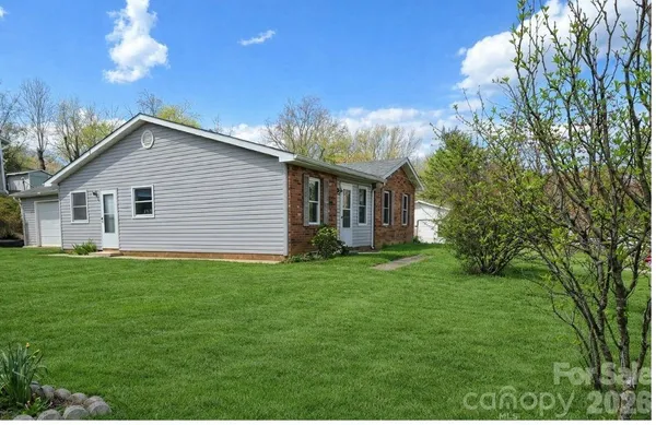 $349,000 | 20 Mt Carmel Drive, Asheville, NC 28806