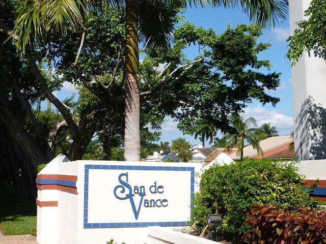 360 Northwest 67th Street, Unit E102 Boca Raton, FL 33487 - Photo 10 of 36 san de vance entry sign