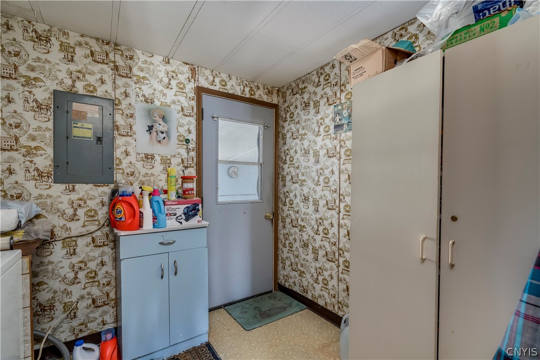 20710 Reasoner Road Brownville, NY 13601 - Photo 11 of 40 Utility Room