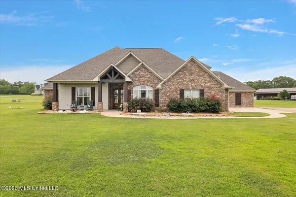 $832,500 | 140 Winchester Drive, Flora, MS 39071
