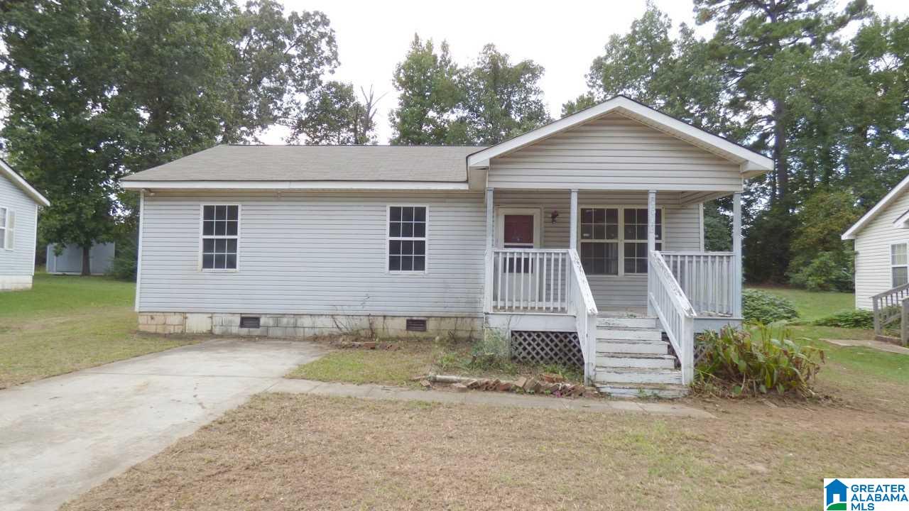 6608 Millard Fuller Road Fairfield, AL 35064 - Photo 1 of 12