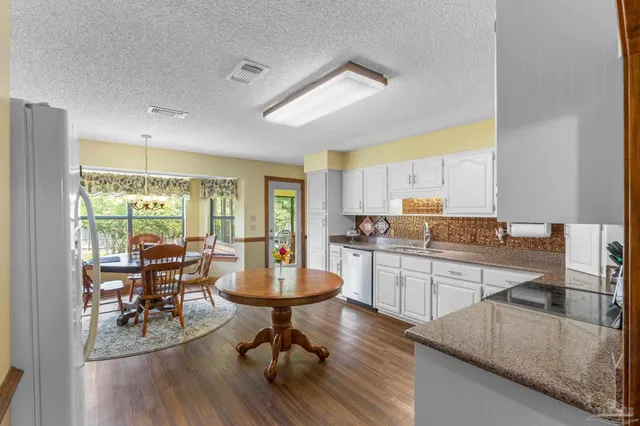 $449,900 | 5816 Forest Ridge Drive, Pensacola, FL 32526