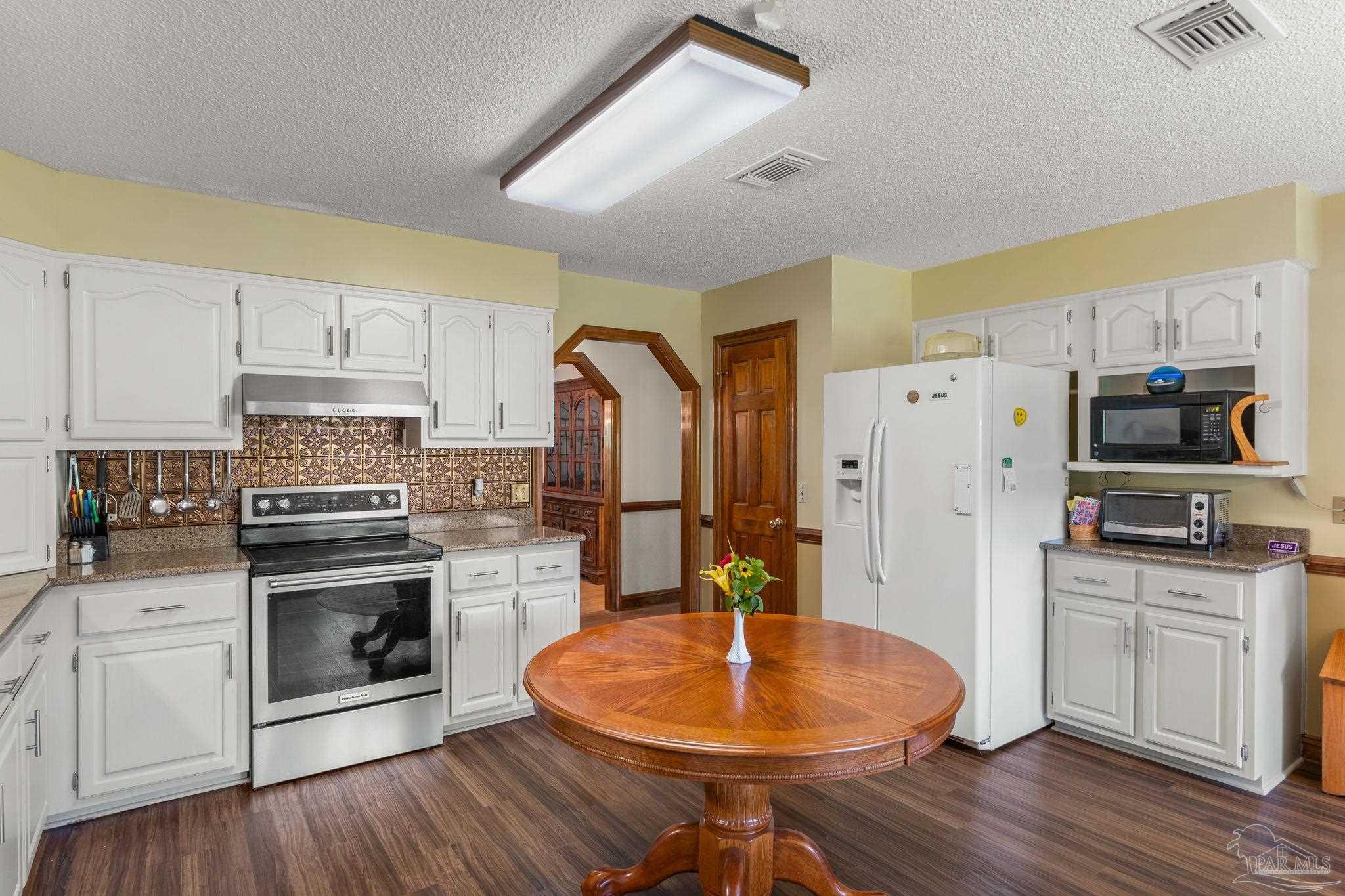 5816 Forest Ridge Drive Pensacola, FL 32526 - Photo 16 of 55