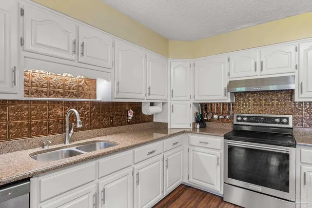 $449,900 | 5816 Forest Ridge Drive, Pensacola, FL 32526