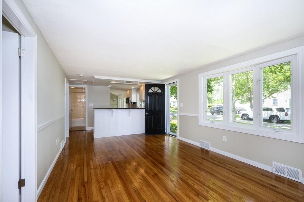 28 Blanchard Road Scituate, MA 02066 - Photo 9 of 18 Gallery Image 9