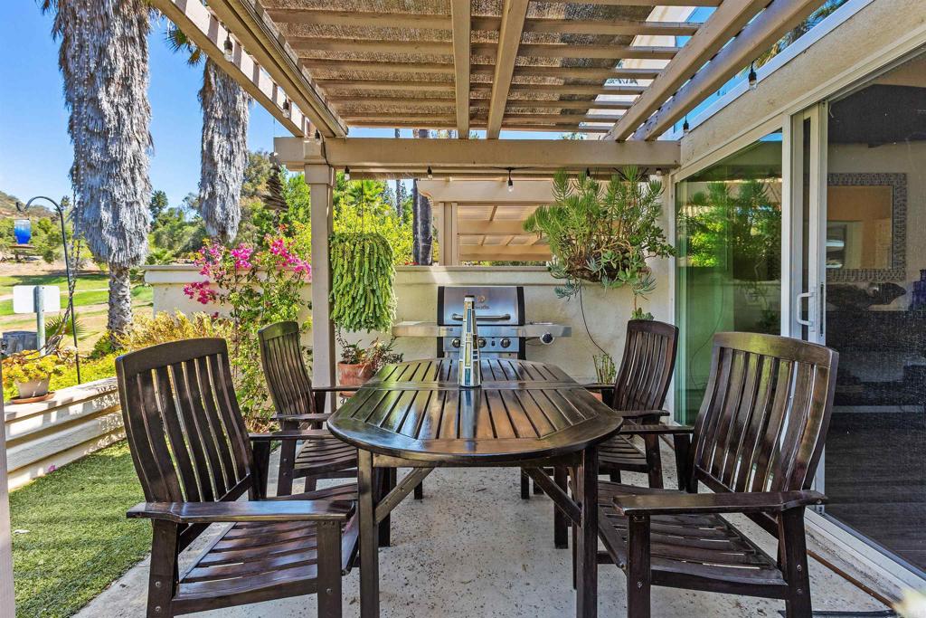 8909 Circle R View Lane Escondido, CA 92026 - Photo 27 of 35 Gallery Image 27