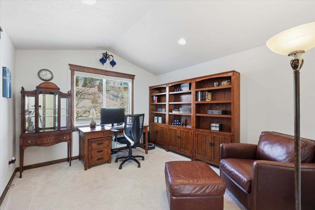 8814 East Ridgeline Lane Spokane, WA 99217 - Photo 24 of 49