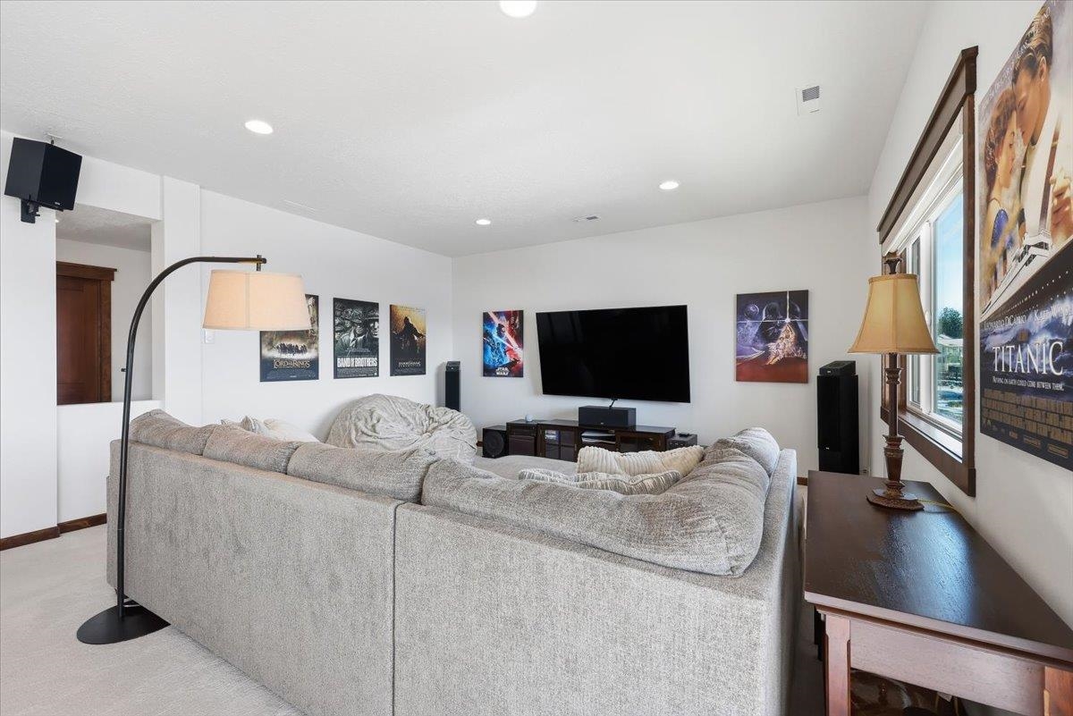 8814 East Ridgeline Lane Spokane, WA 99217 - Photo 30 of 49