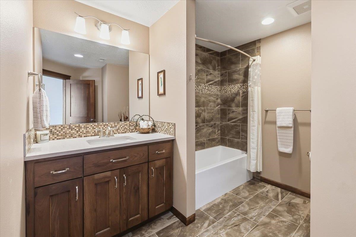 8814 East Ridgeline Lane Spokane, WA 99217 - Photo 39 of 49